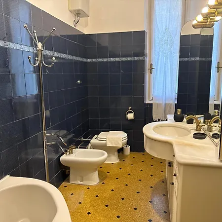 Delpino's House, Castelletto Appartement Gênes