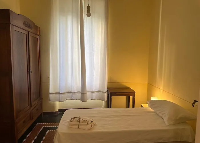Delpino's House, Castelletto