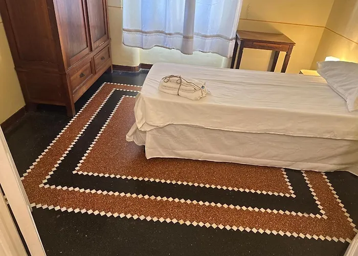 Delpino's House, Castelletto *