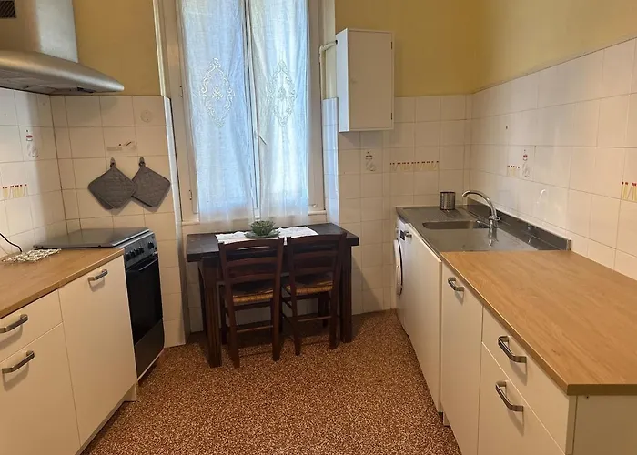 Delpino's House, Castelletto * ジェノヴァ